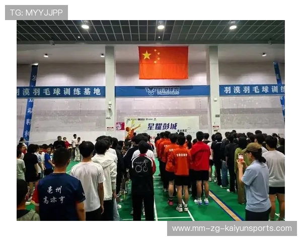 国际羽毛球巡回赛在赛事中设置青少年志愿者与观摩学习机制，羽毛球全国青少年锦标赛