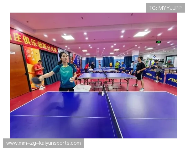 乒乓球俱乐部推动青少年训练营的国际交流项目，乒乓球青少年训练基地
